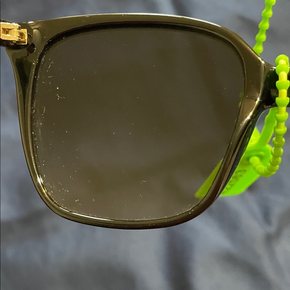 Gucci Sunglasses - Picture 11 of 16